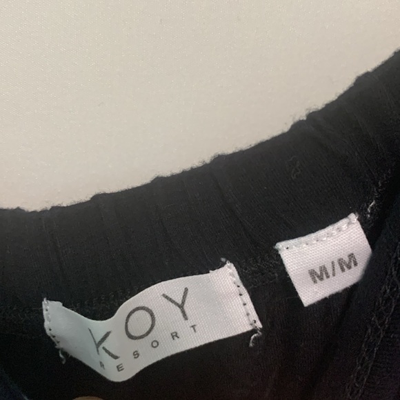 Koy Resort Sexy Dress but can be used as a skirt as well - Picture 4 of 5